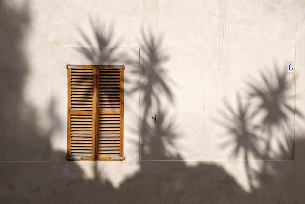 Mastering the First Impression: Your intriguing post title goes here closed-window-a8ajwj49rvm